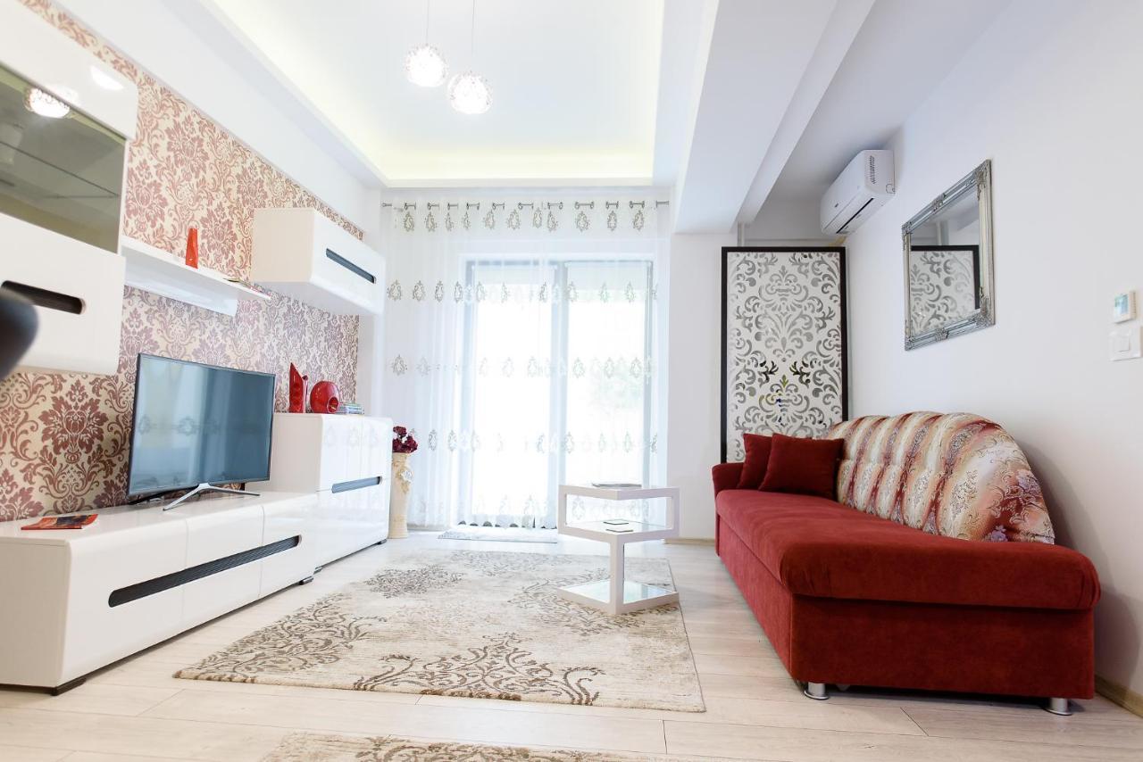 Carla'S Apartment, Airport & Train Station Shuttle Яссы Экстерьер фото